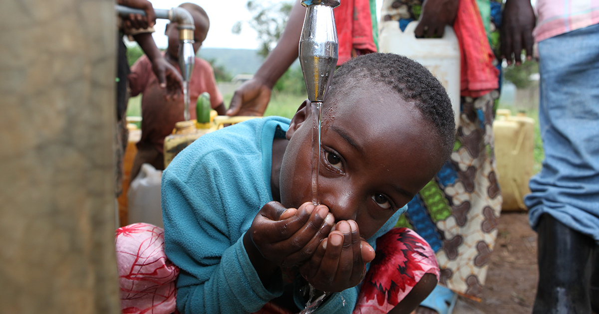 Water filter for a family