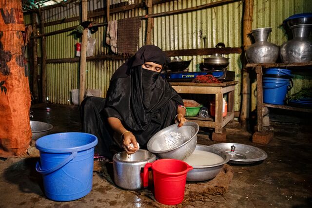 Small Bangladesh. UNHCR Fuel Efficient Pots Use Less Fuel And Make Tasty Meals